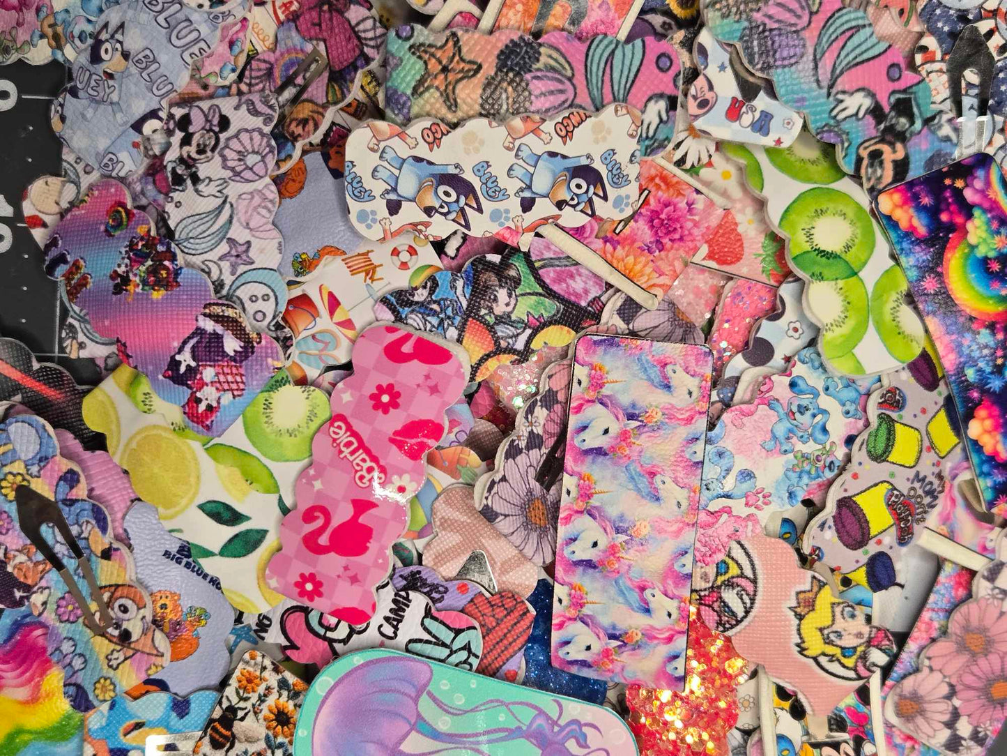 8 RANDOM snap clips *Grab Bag*
