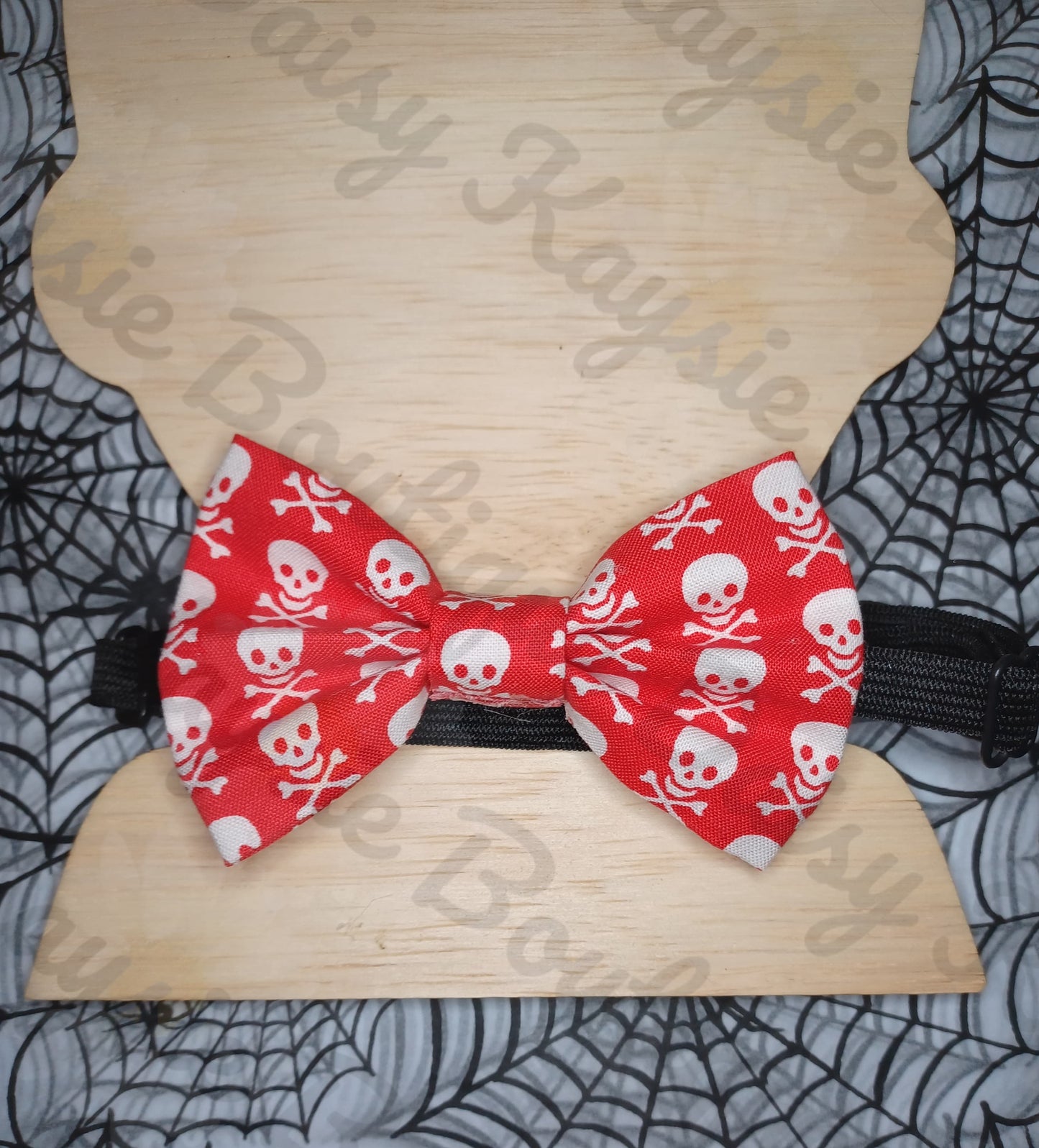 Halloween Pirate Skull And Cross Bones