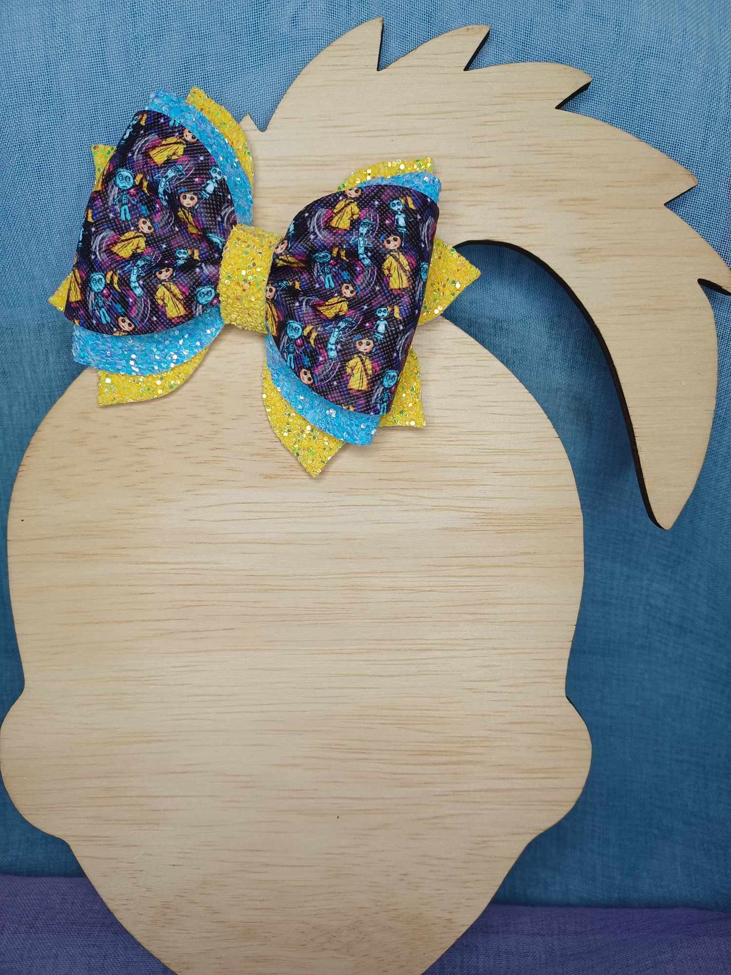 Button Eyes Kids Movie Daisy Bow