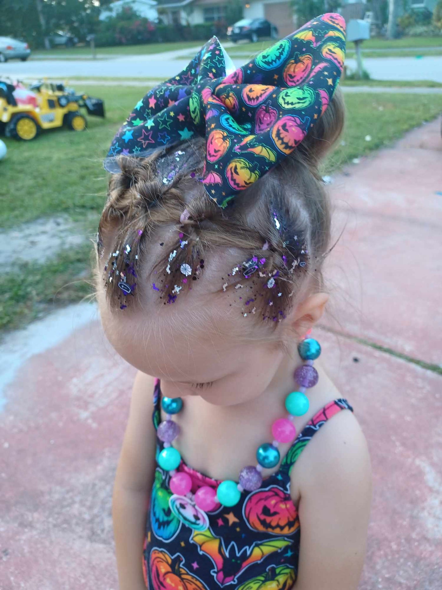 Colorful Cheetah And Butterfly Print Scuba Bow