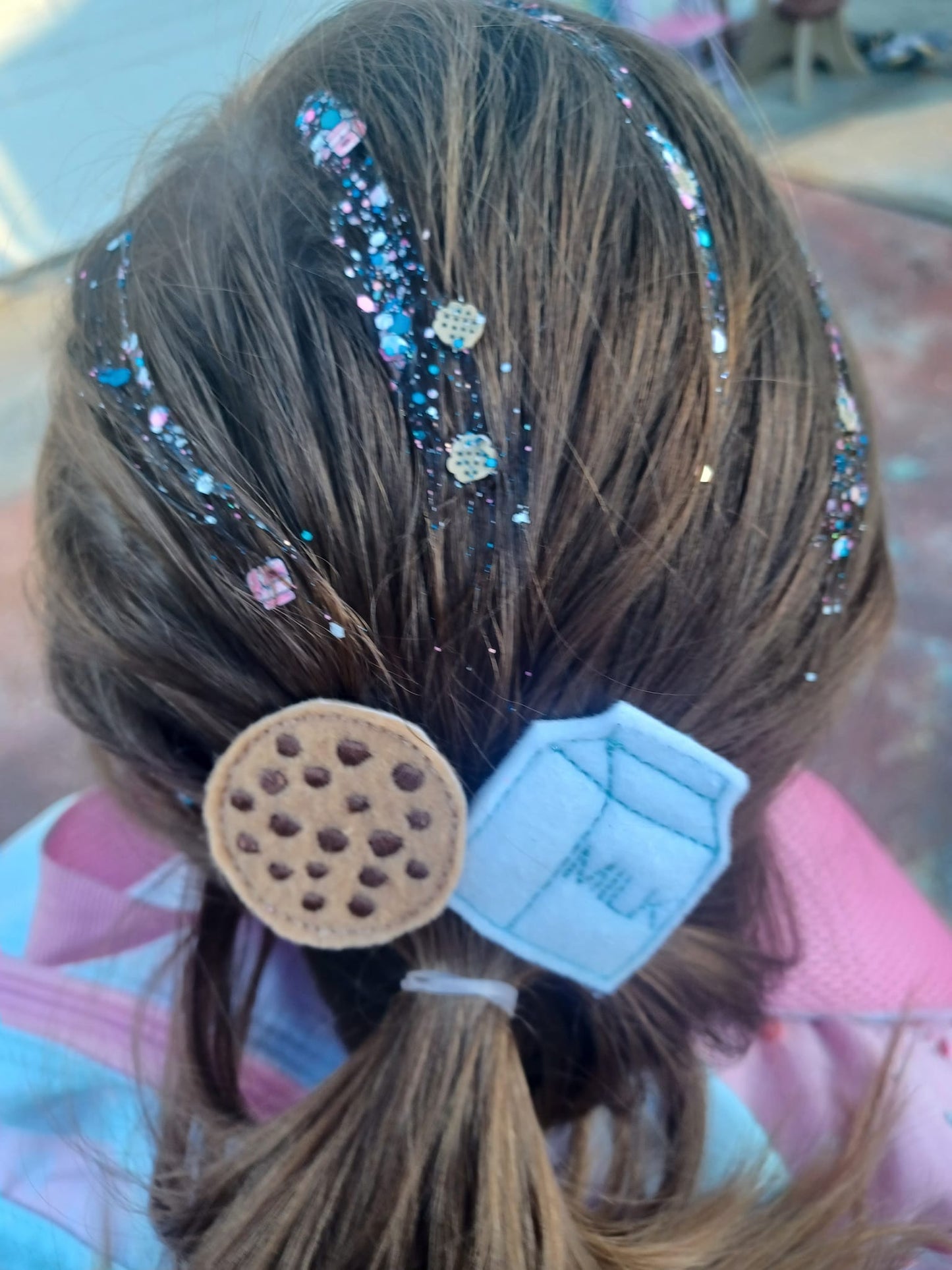 Milk And Cookies Feltie Clip