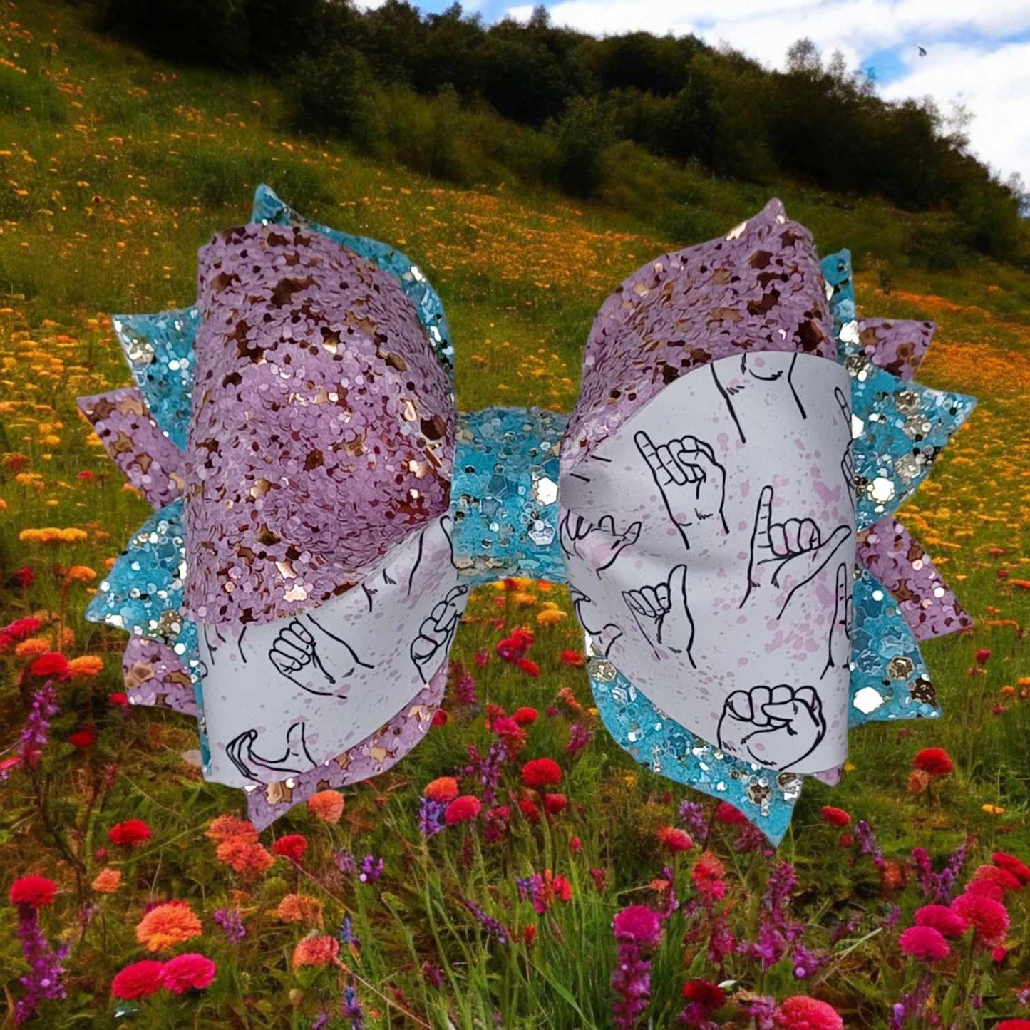 Sign Language Graffiti Twisted Daisy