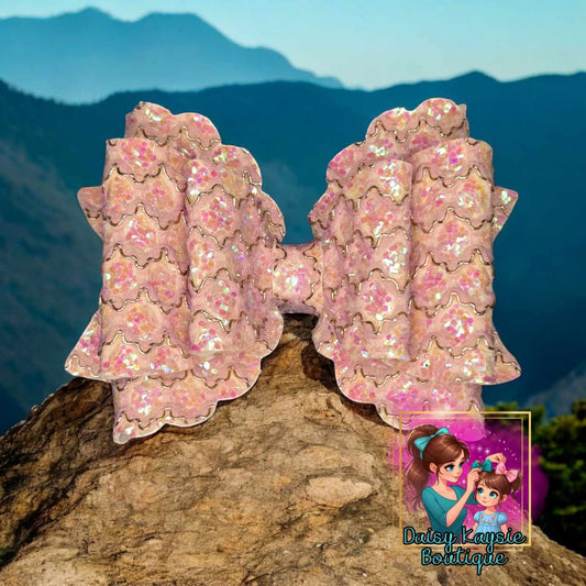 Pink Textured Triple Kaysie