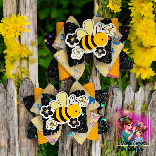 OTT Bumble Bee Piggy Set