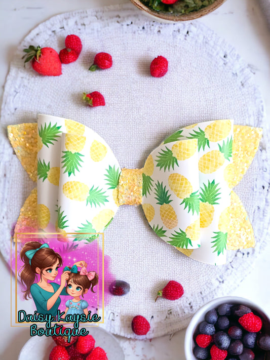 pineapple fruit Kaysie