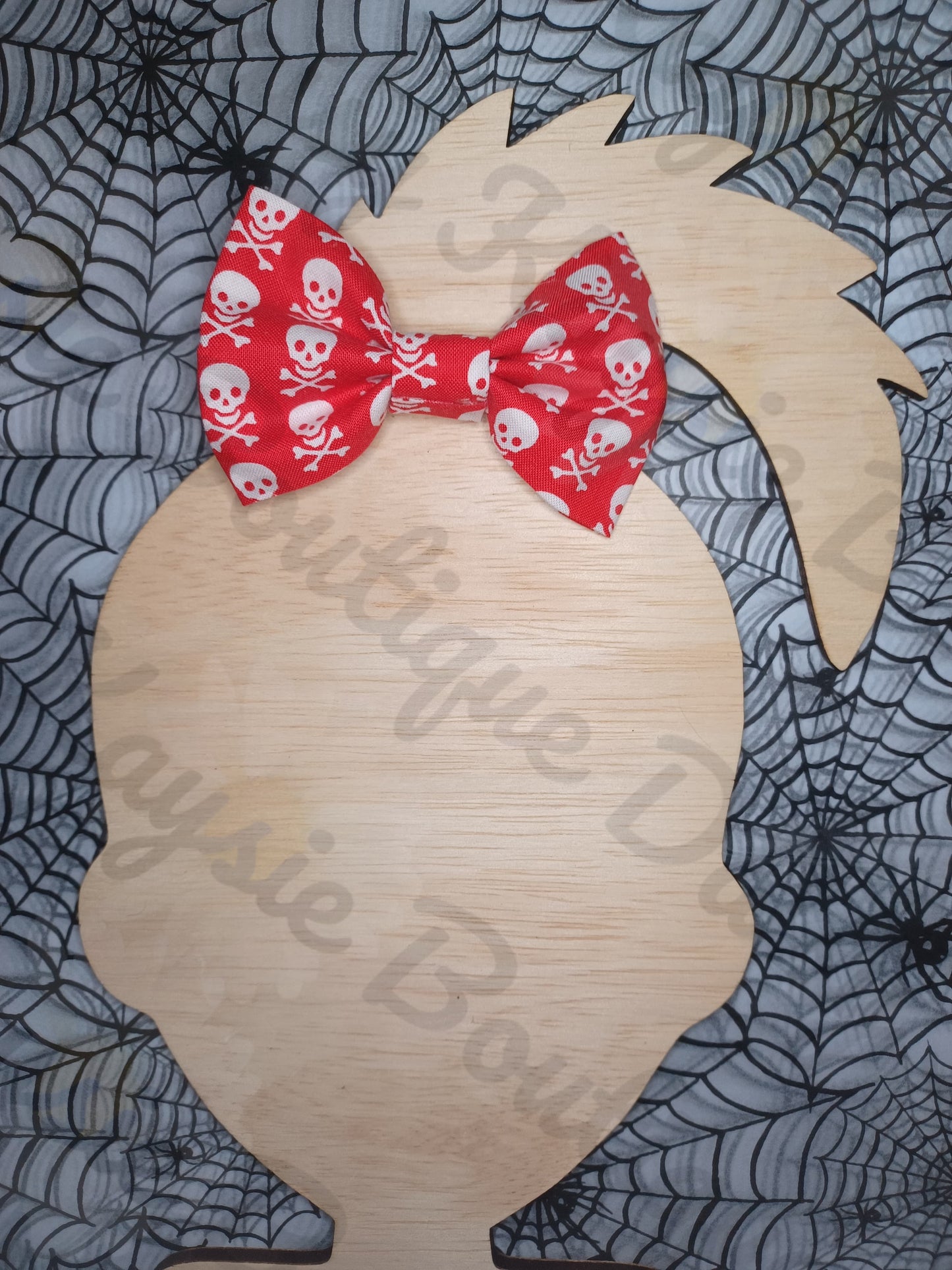 Halloween Pirate Skull And Cross Bones
